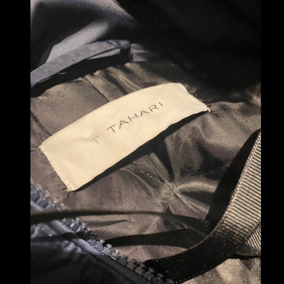 T TAHARI Women’s Down Quilted Puffer Winter Jacket Coat with faux fur - Picture 3 of 10